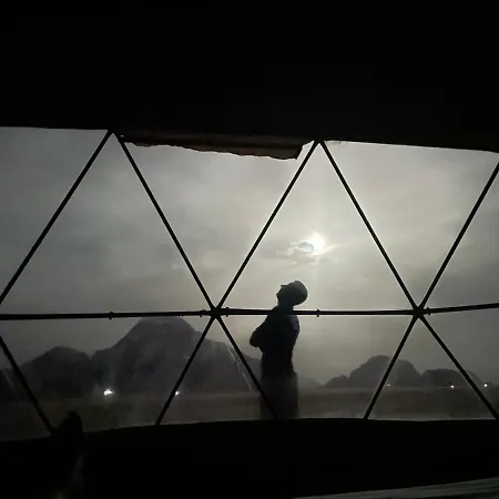 Rum Island Luxury Camp & Bubbles Hotel Wadi Rum Esterno foto