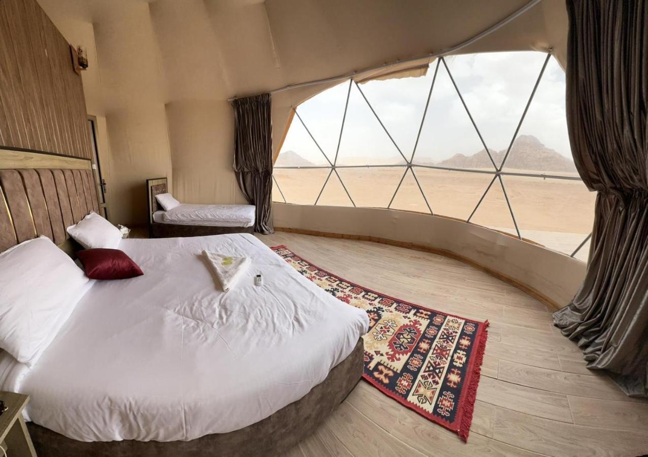 Glamping Island Luxury Camp & Bubbles 5*