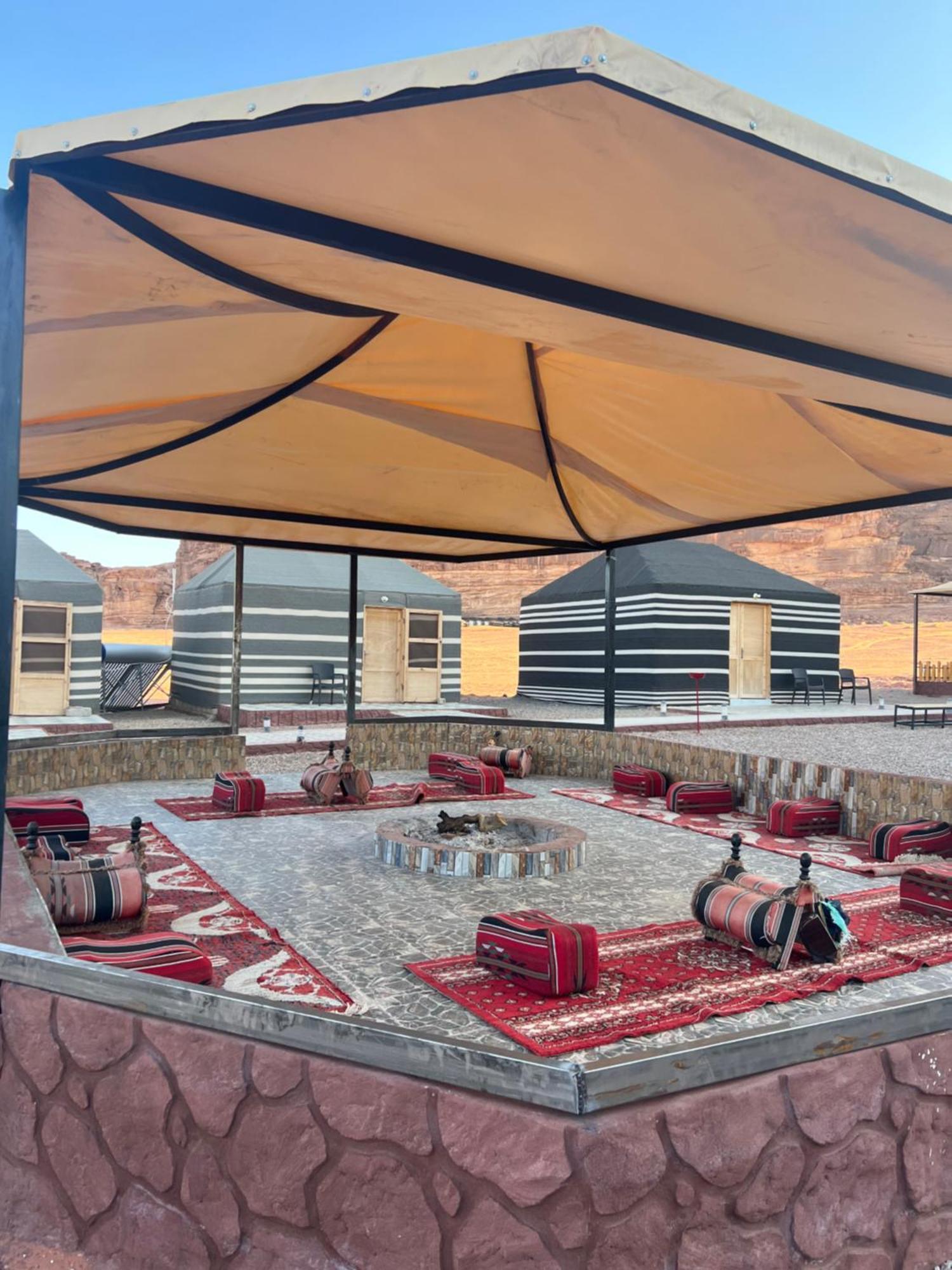 Island Luxury Camp & Bubbles Wadi Rum