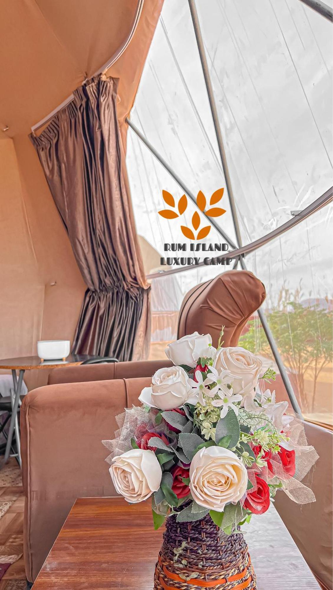 Island Luxury Camp & Bubbles 5*